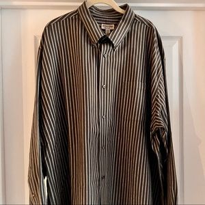 COPY - CLEARANCE SALE Men’s Dress Shirt By St. John’s Bay. Size 3XL/3XG.